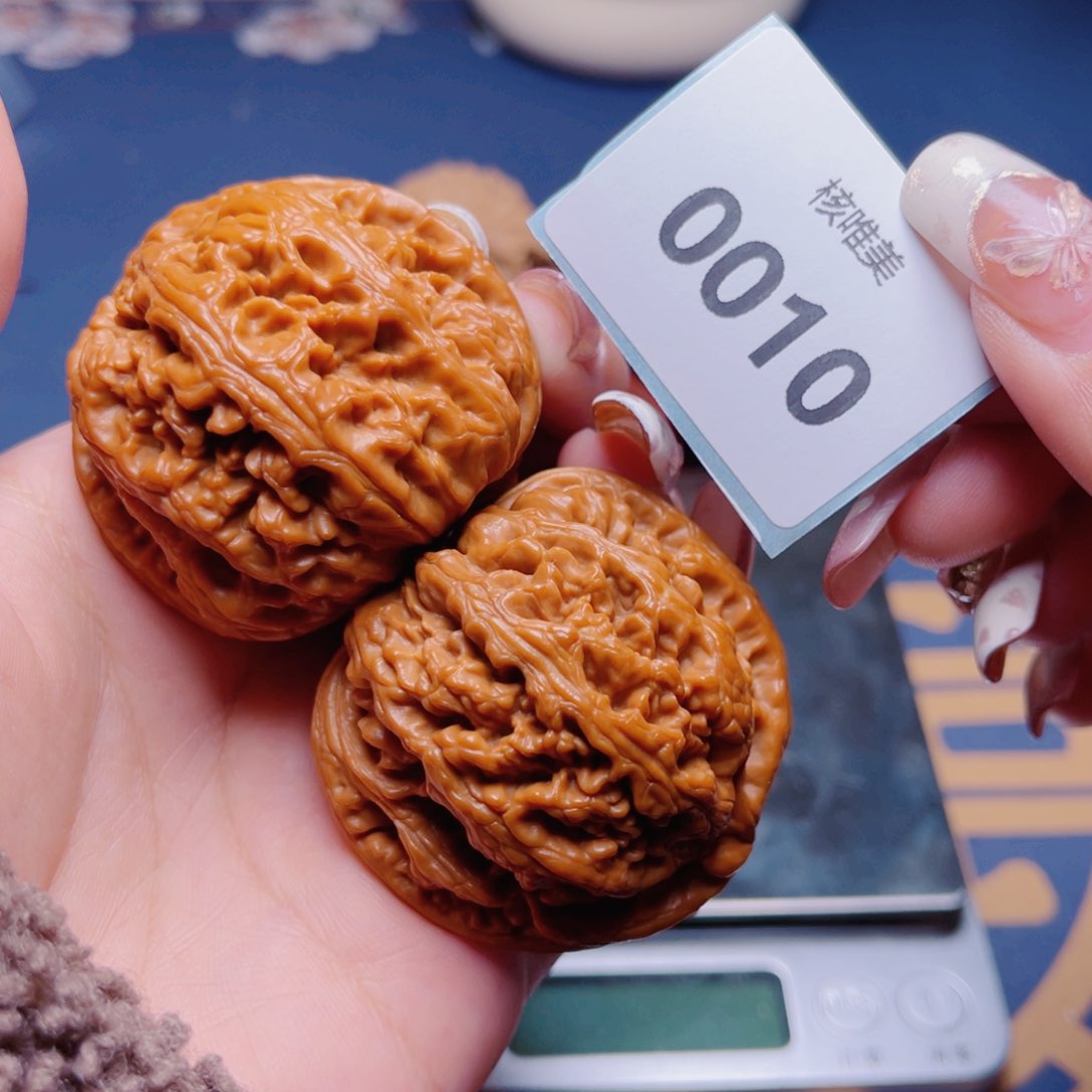 文玩核桃把件粗筋0010