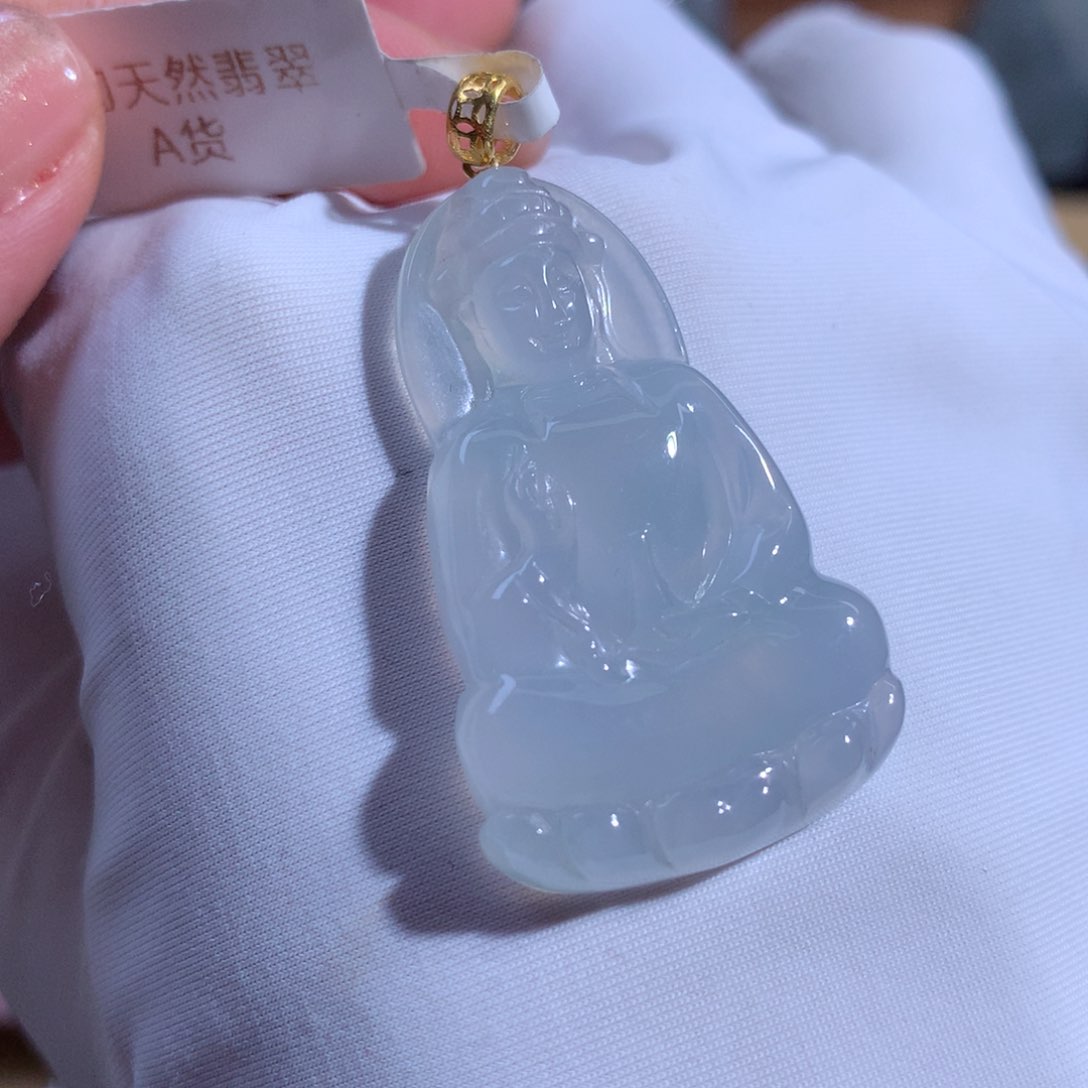翡翠颈饰18K金镶嵌观音