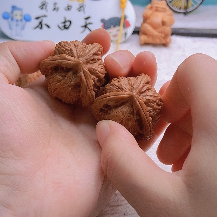 把件文玩核桃R****峰三棱
