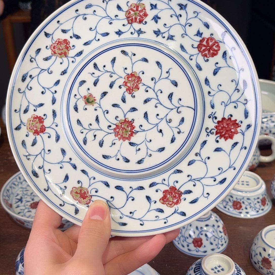 瓷片@*波釉里红缠枝莲壶承