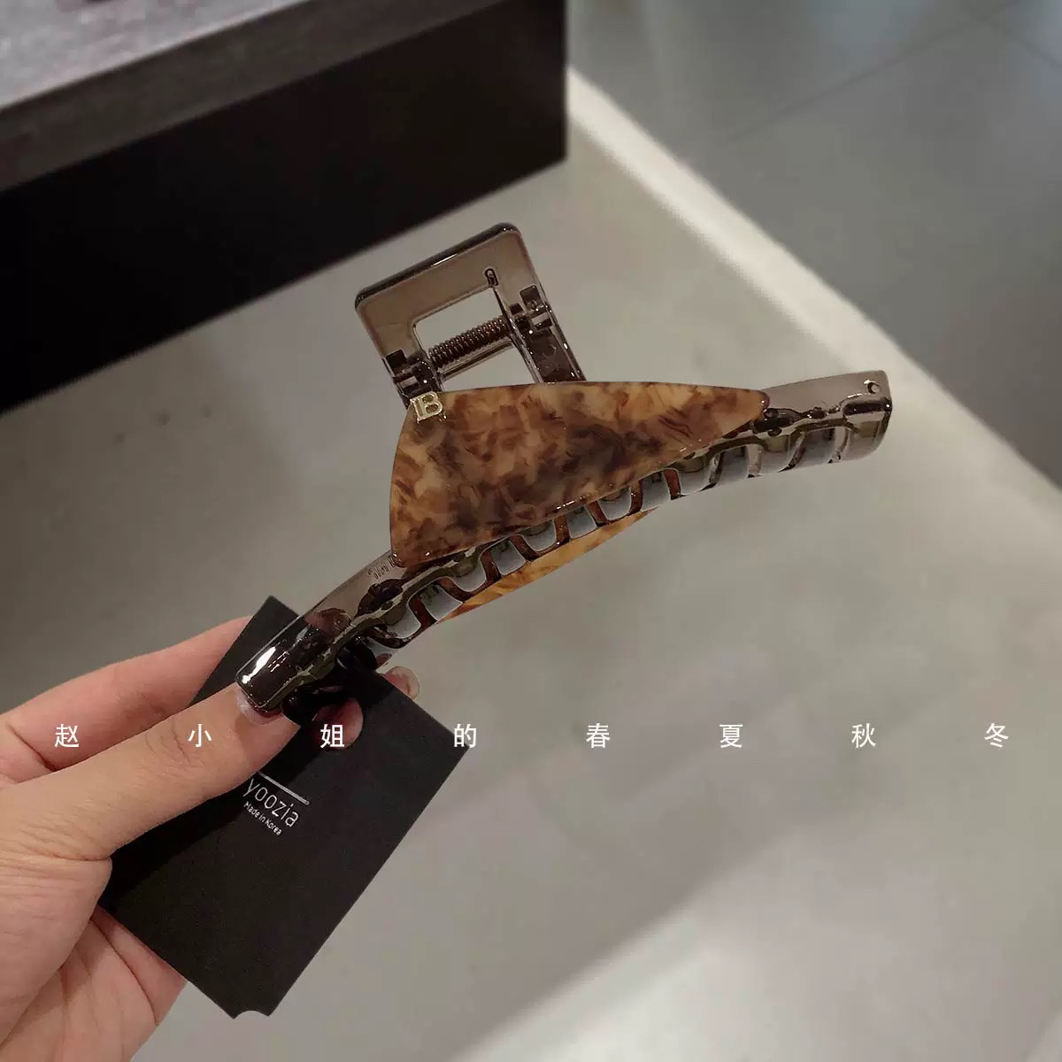 2025新款韩国发饰小众韩系气质百搭鲨鱼夹高级感醋酸豹纹抓夹发饰