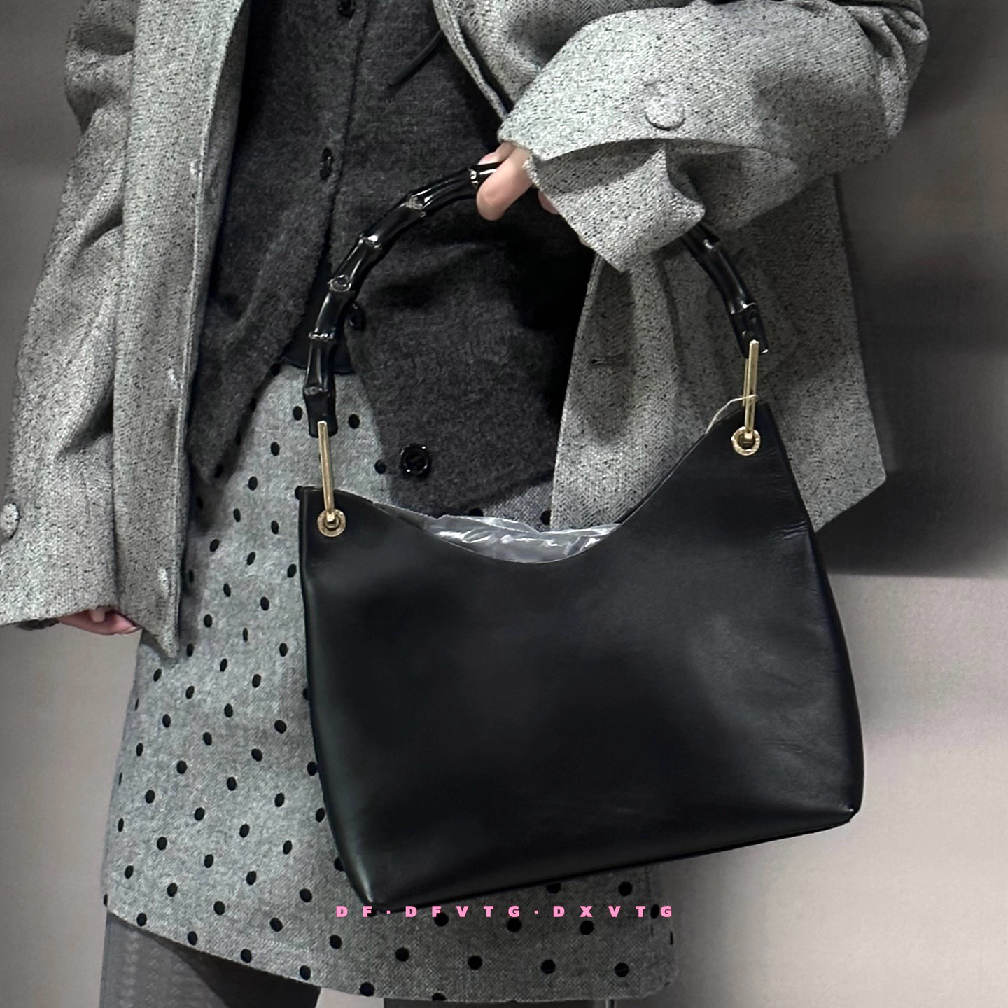 95新 GUCCI/古驰 gucci 黑金竹节腋下单肩包