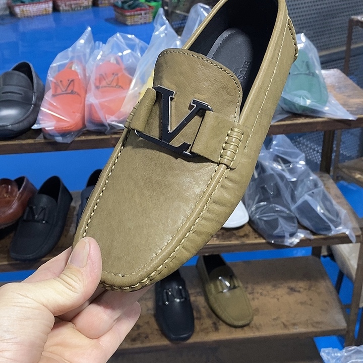 牛皮（革）样品4〇码鞋