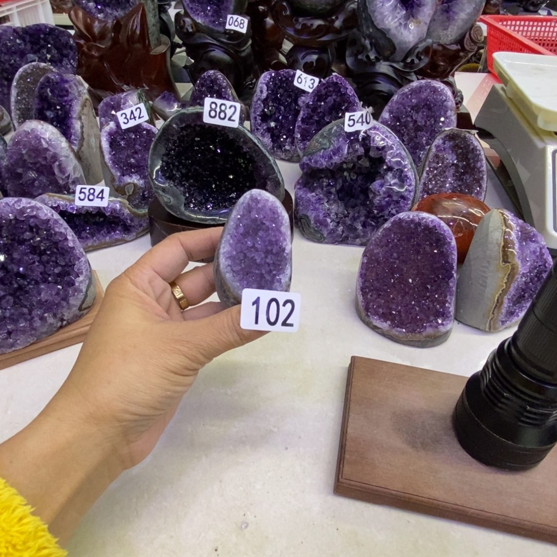 紫晶大型摆件（非配饰）未镶嵌