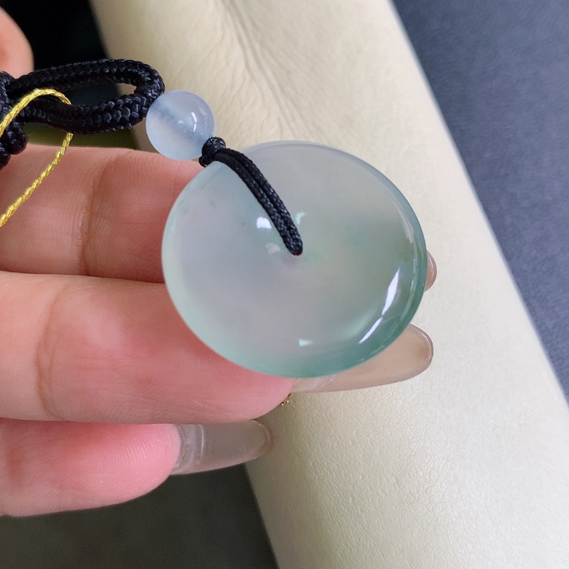 【闪购商品】翡翠颈饰未镶嵌扣子