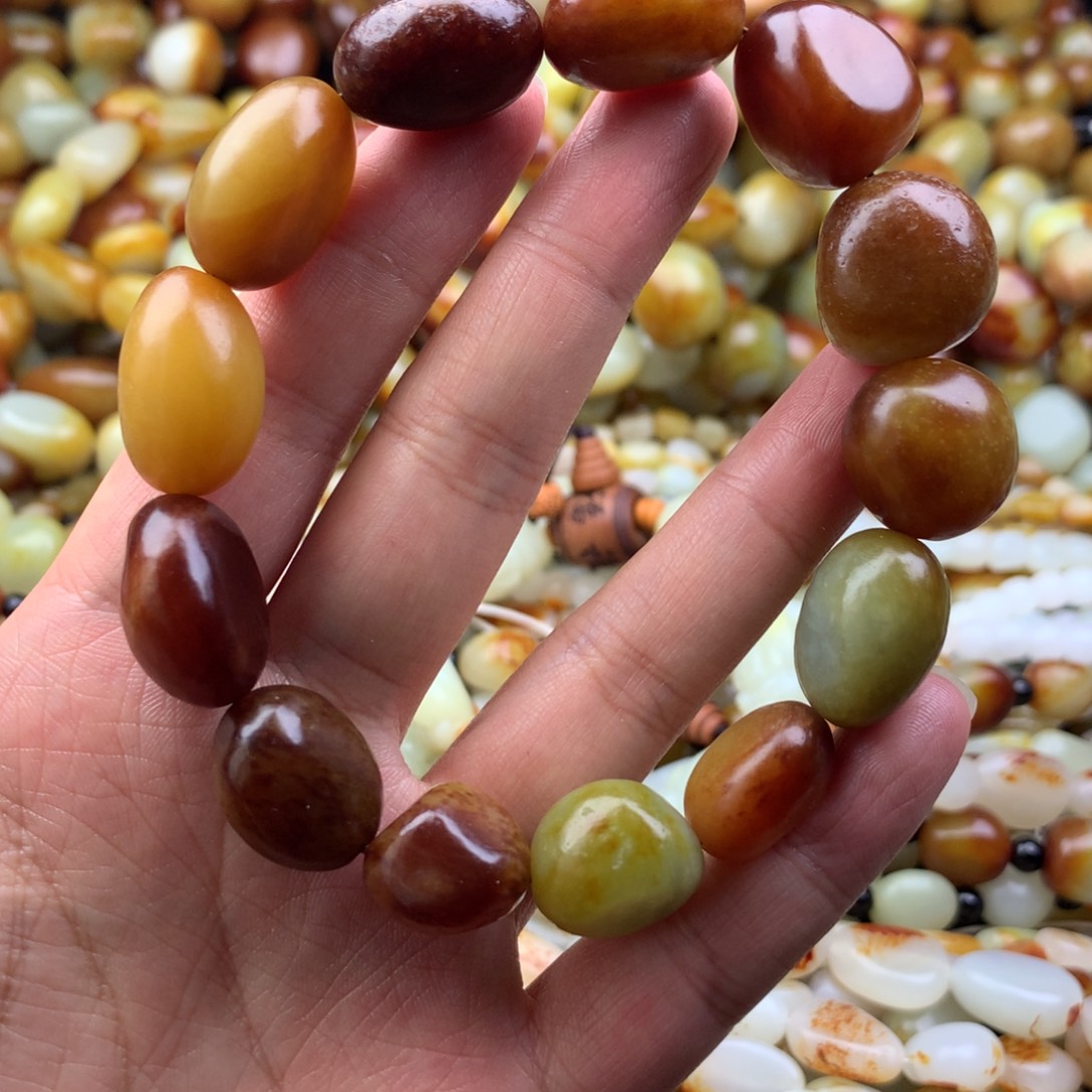 和田玉未镶嵌手链