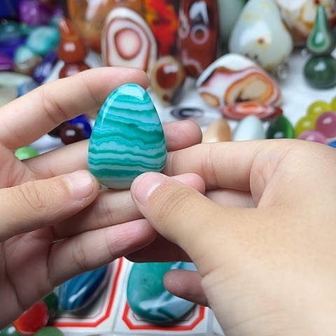 玛瑙/玉髓颈饰未镶嵌