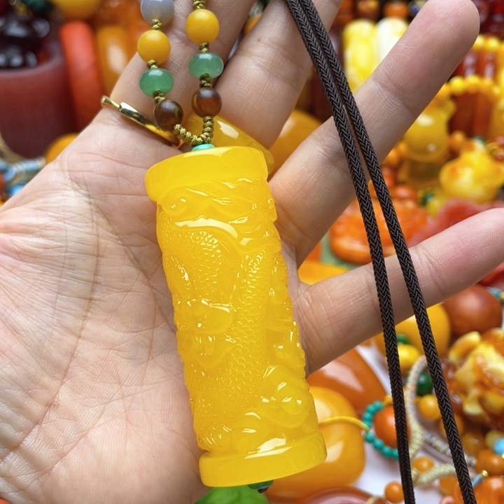 树脂制品66号龙柱子吊坠