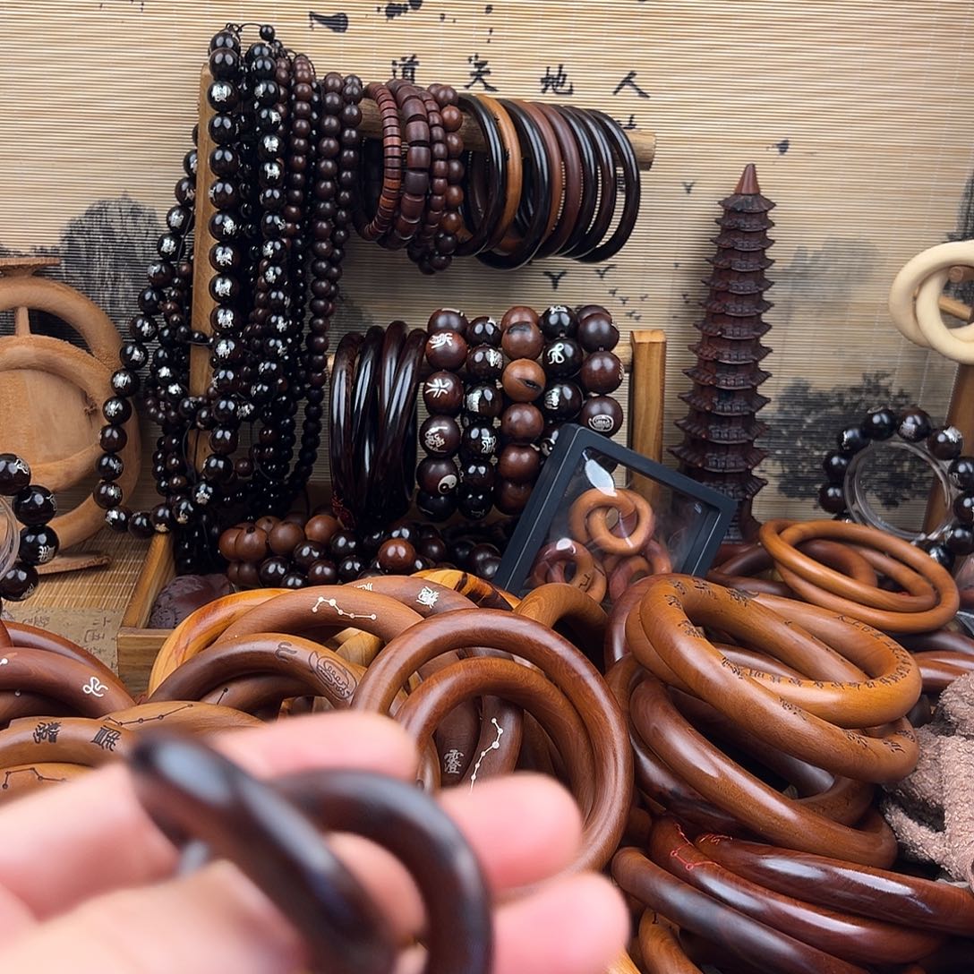 /***2.5内径枣木老料乾坤圈