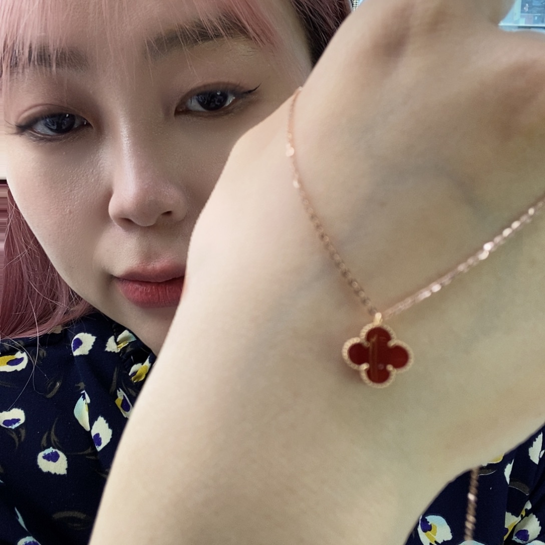 玛瑙/玉髓颈饰18K金镶嵌红9mmk枚