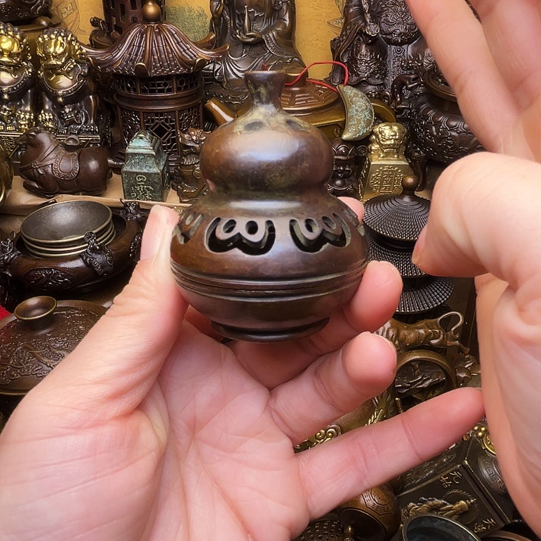 精美铜器，点击下单 