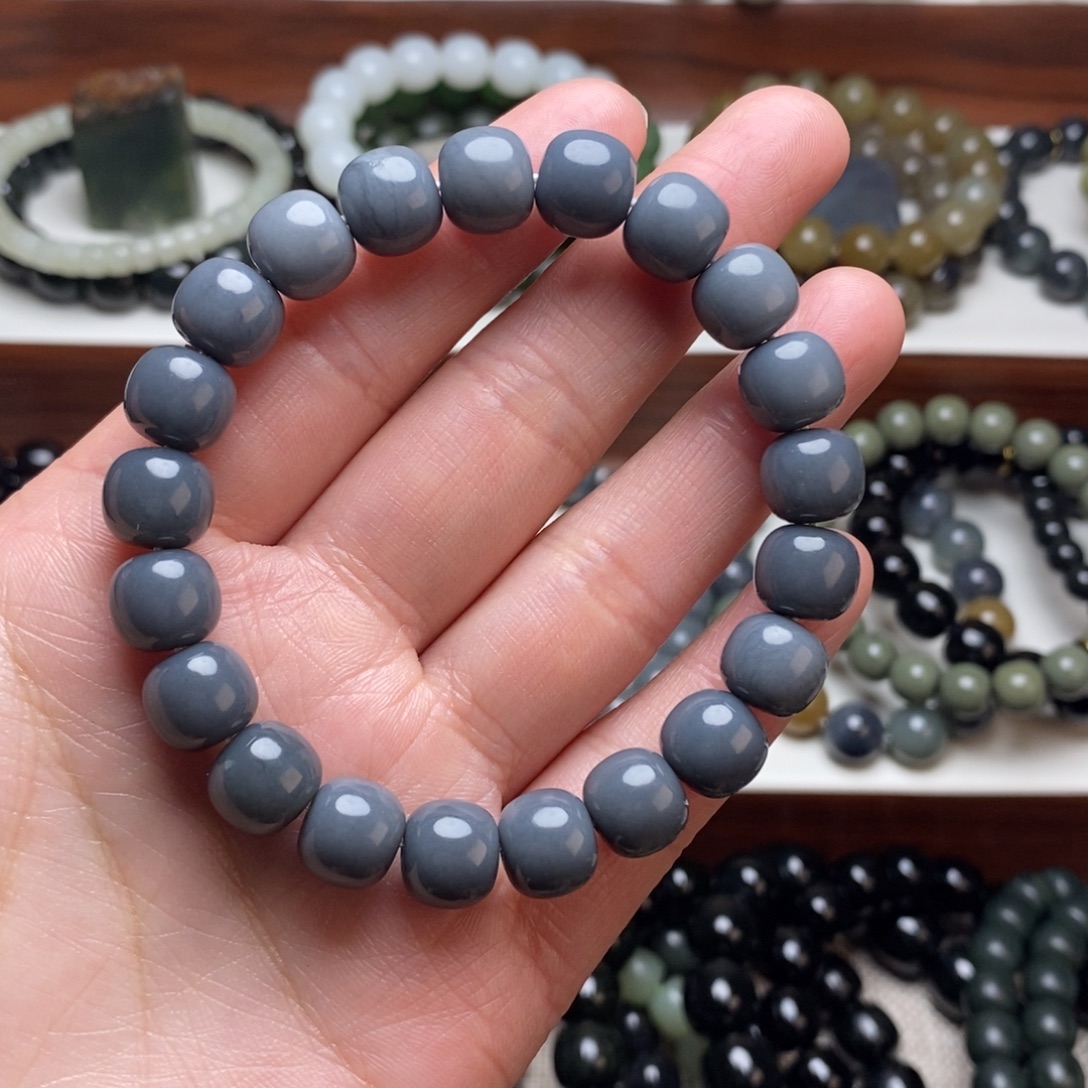 和田玉未镶嵌手串