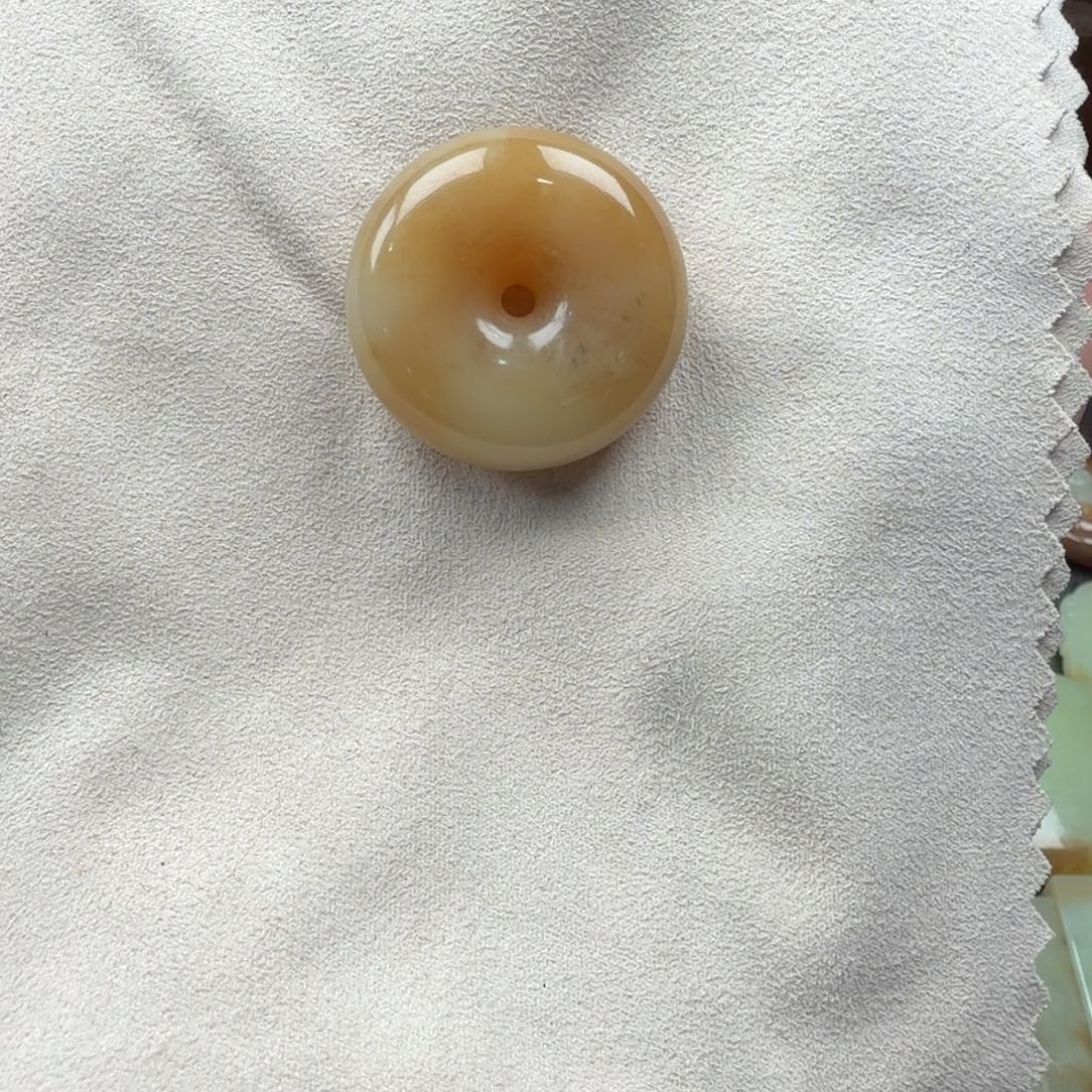 满***河岫岩老玉（透闪石质玉）未镶嵌颈饰