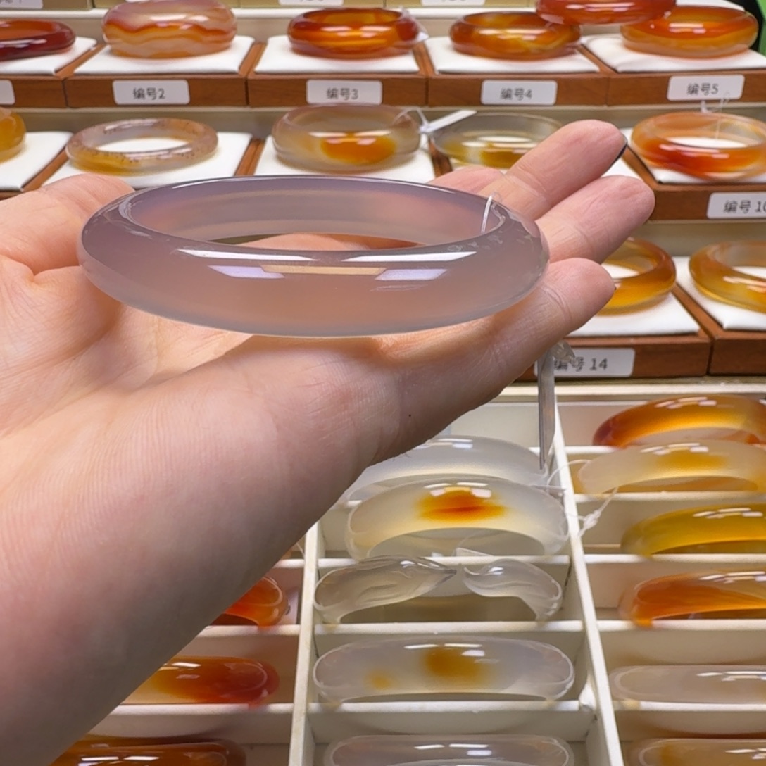 玛瑙/玉髓未镶嵌手镯