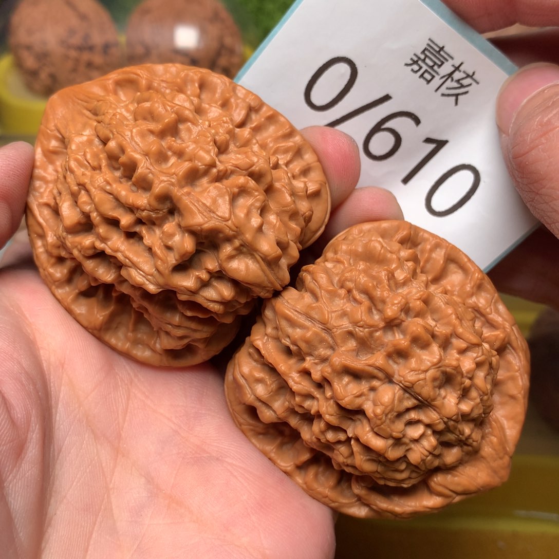 文玩核桃把件麒麟官帽50