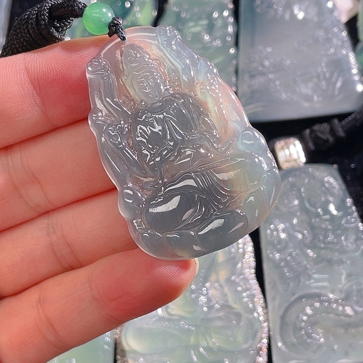 翡翠颈饰未镶嵌58，