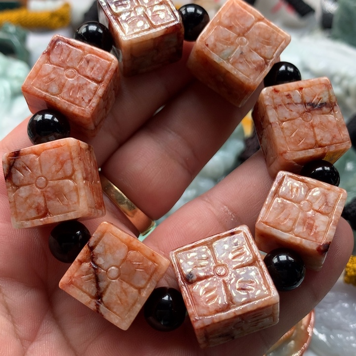翡翠未镶嵌颈饰保真天然a货翡翠