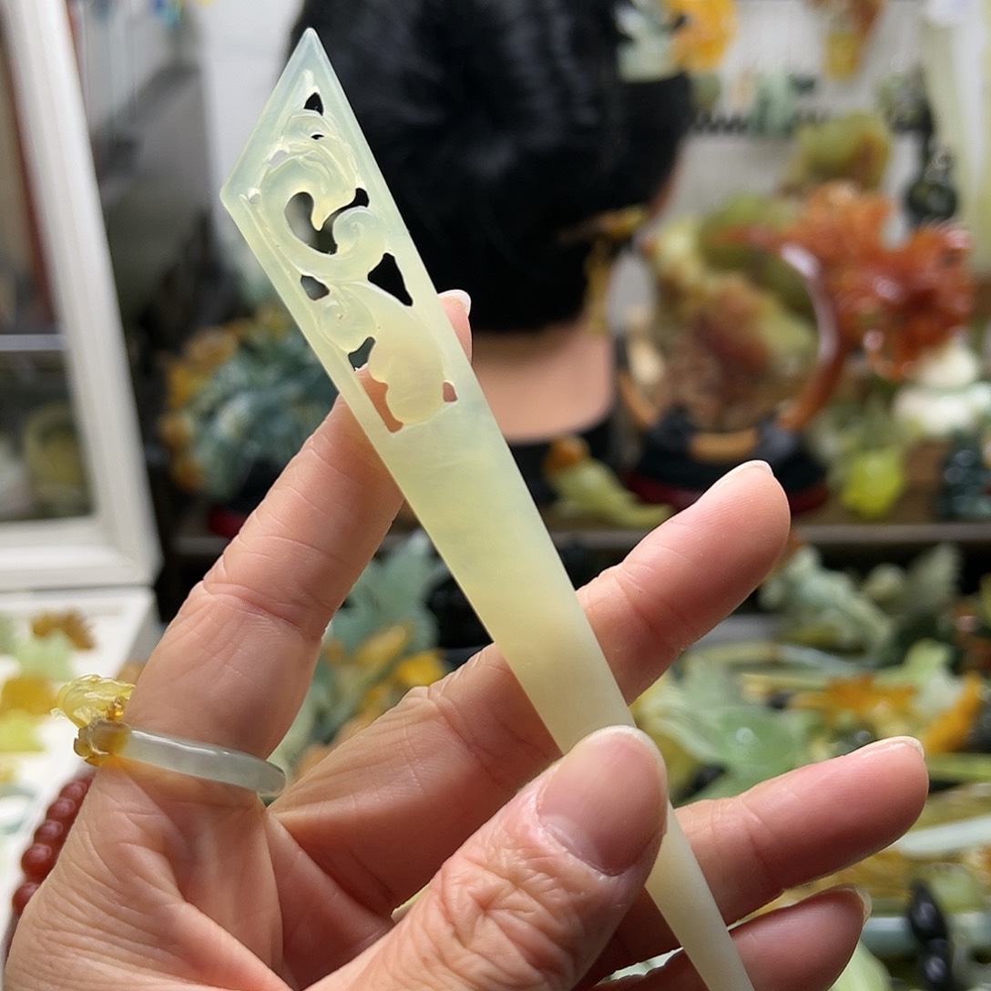 蛇纹石玉发饰合金