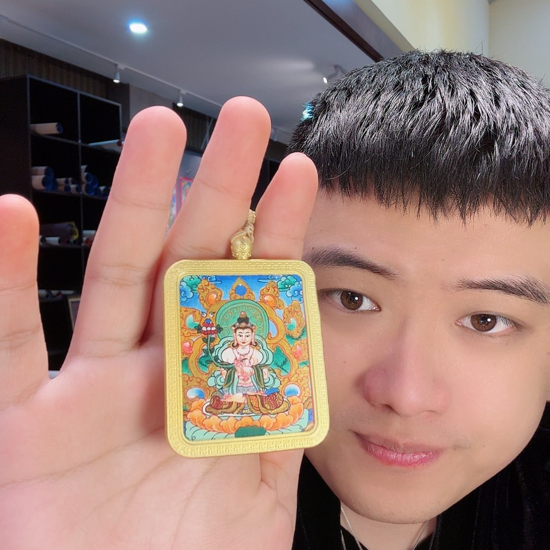 吊坠l****?大势智带壳子的