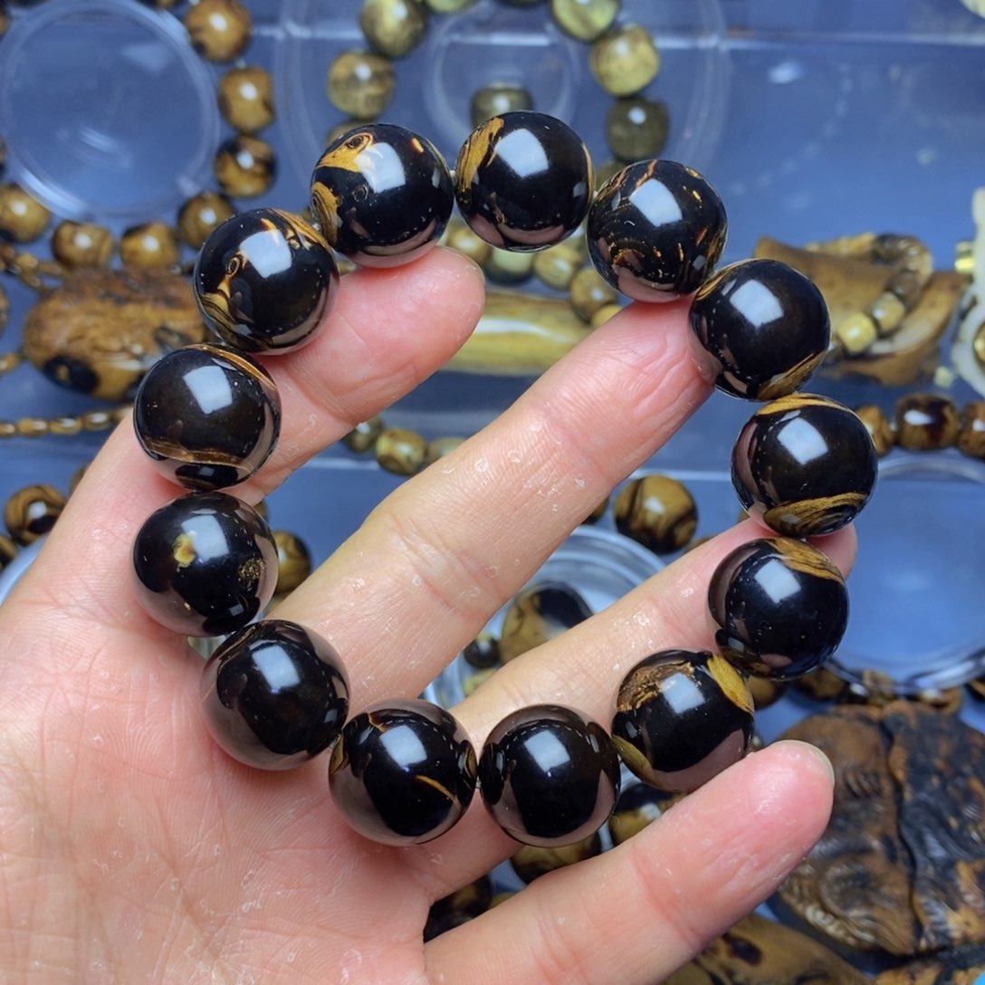 香榧木手**妈1.8黑妖手串精品