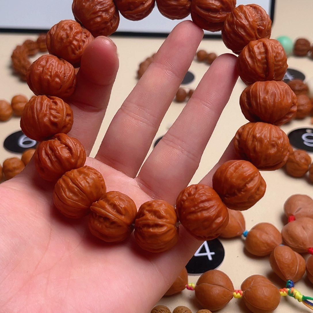文玩核桃手串୧****京八棱