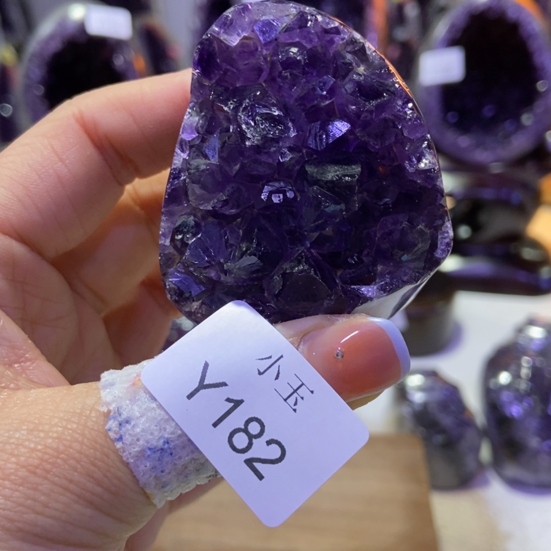 水晶摆件未镶嵌摆件