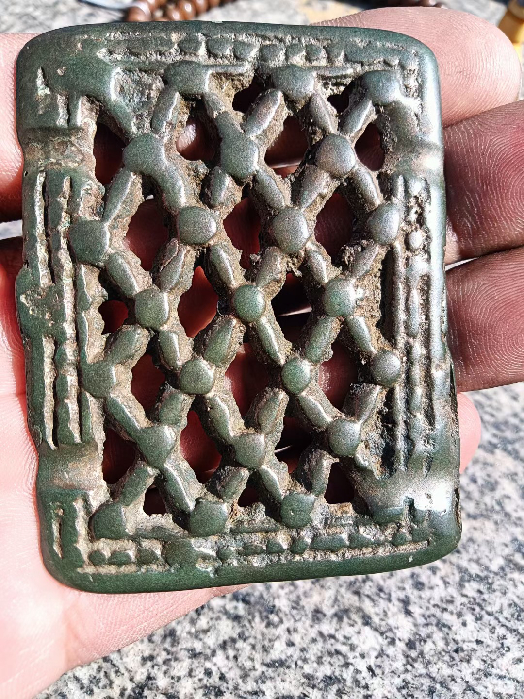 钛钢无非金属耳饰 天铁