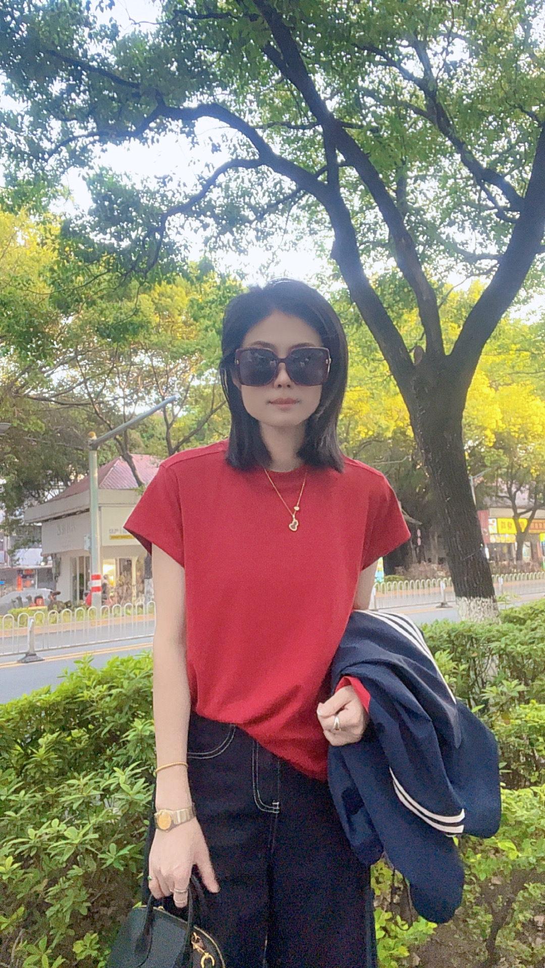 铱莎韩国时尚百搭休闲t