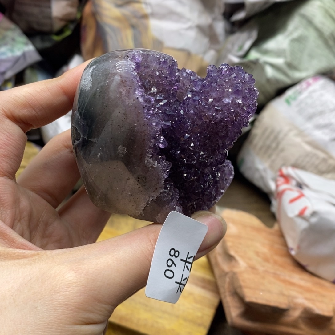 紫晶乌拉圭未镶嵌