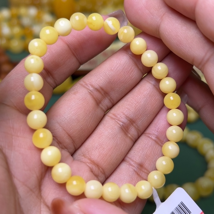 蜜蜡未镶嵌珠宝奇石