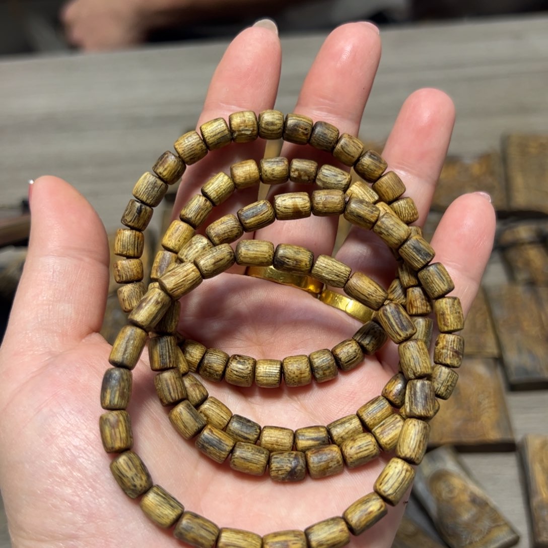 沉香木手串白棋桶珠单圈多样发1