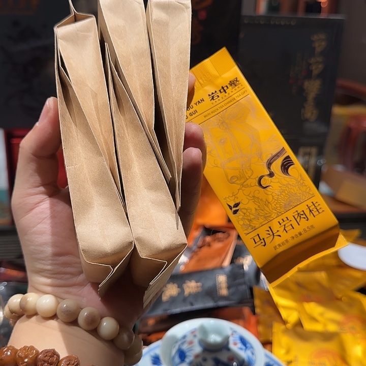 无纺布一泡纯料马肉，五泡慧苑坑百年老枞