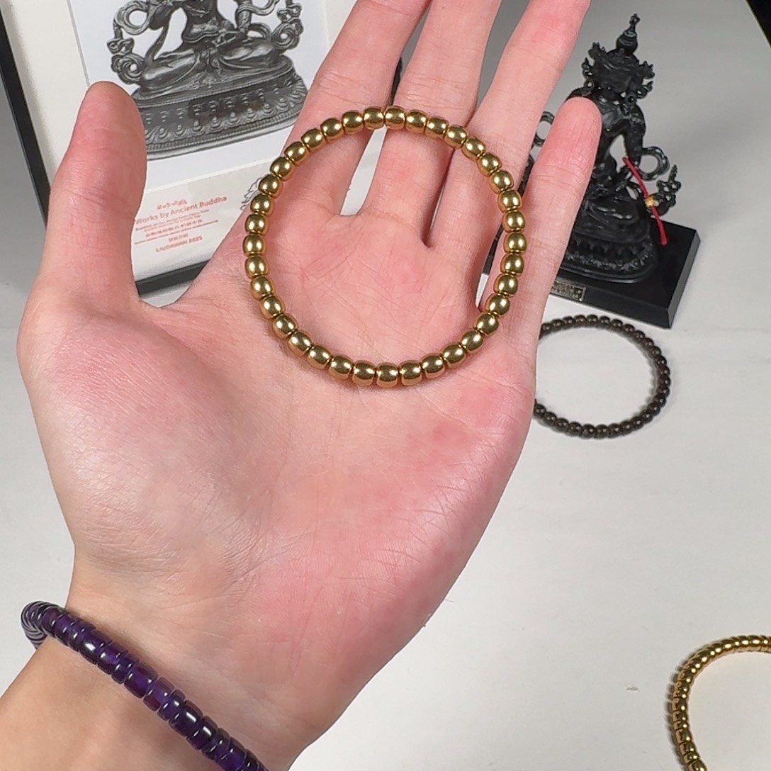 手串椰蒂出去玩出去玩