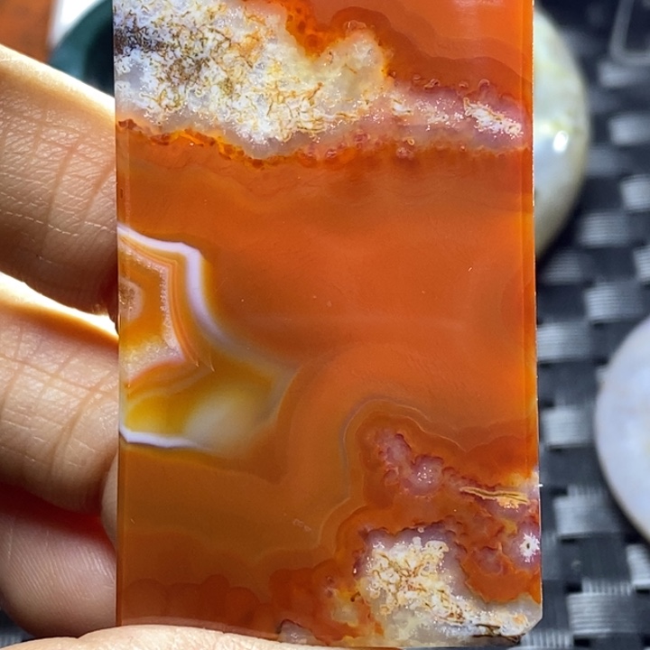 玛瑙/玉髓颈饰足银镀金镶嵌江****?