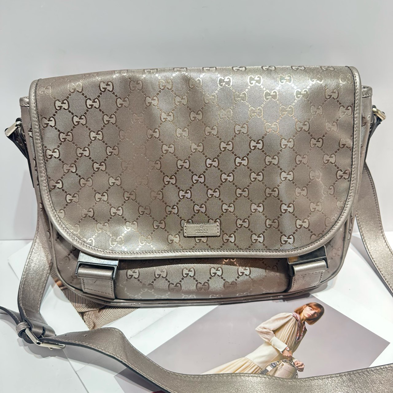 95新 GUCCI/古驰 珍甄 古驰银色邮差包 78176