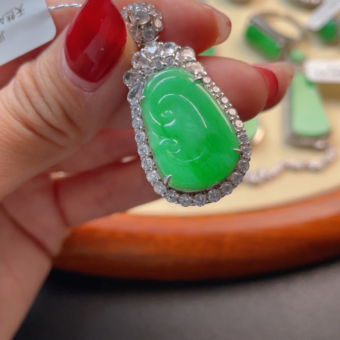 翡翠吊坠(不含链)银S925镶嵌