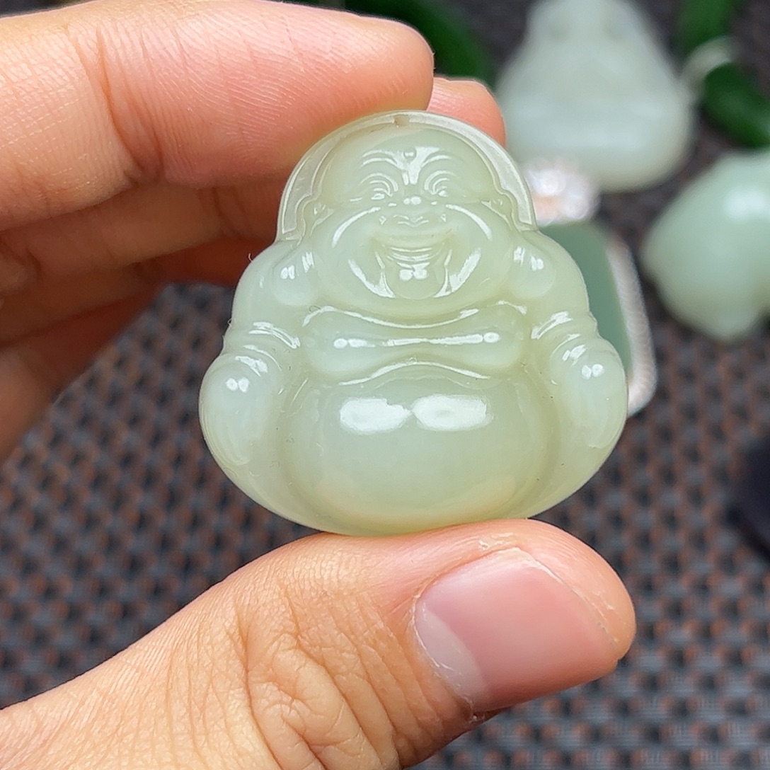 和田玉未镶嵌挂件