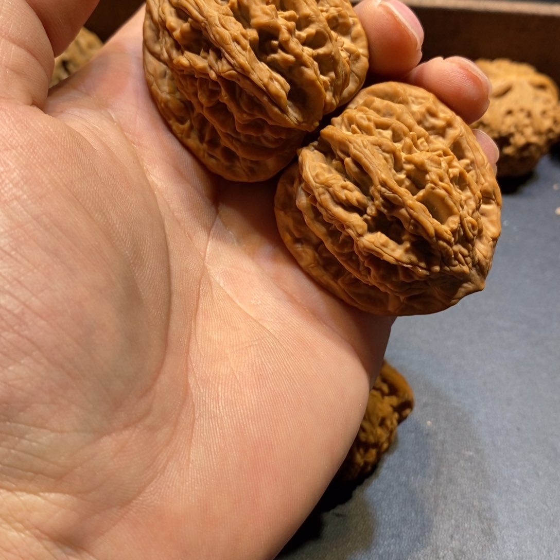 文玩核桃把件大*虎头150