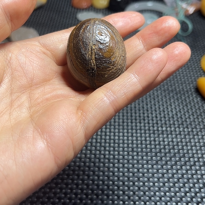 未镶嵌石英质玉（天山翠）珠宝奇石