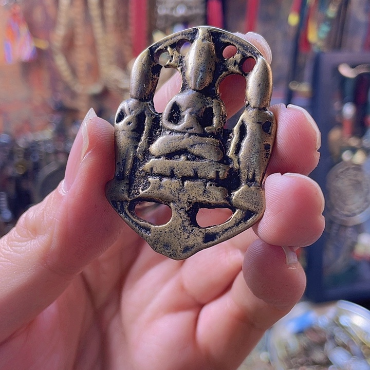 处理黄铜佛牌子一个福利