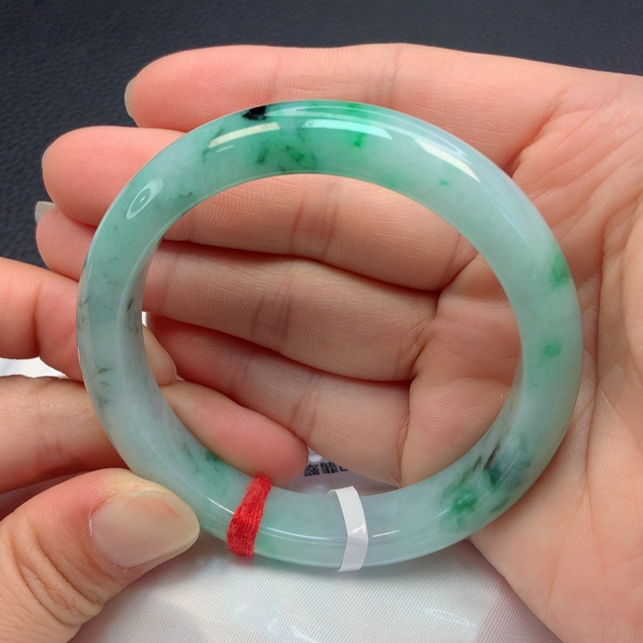 翡翠未镶嵌手镯55圈