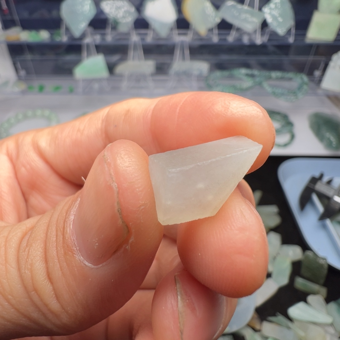 翡翠裸石缅甸翡翠A货