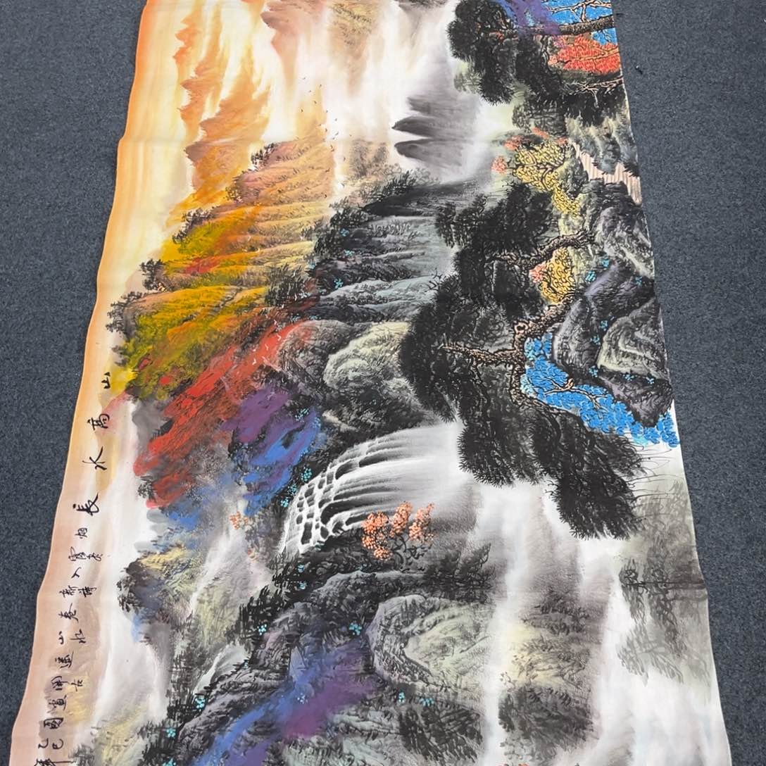 国画卖字画的小男孩