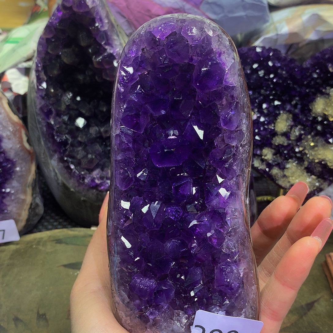 紫晶大型摆件（非配饰）未镶嵌