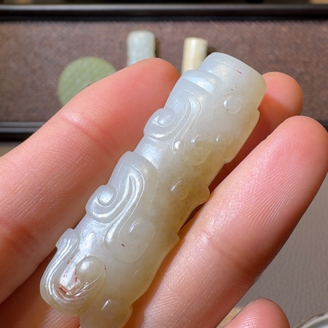 和田玉（糖玉）车挂未镶嵌焦**白