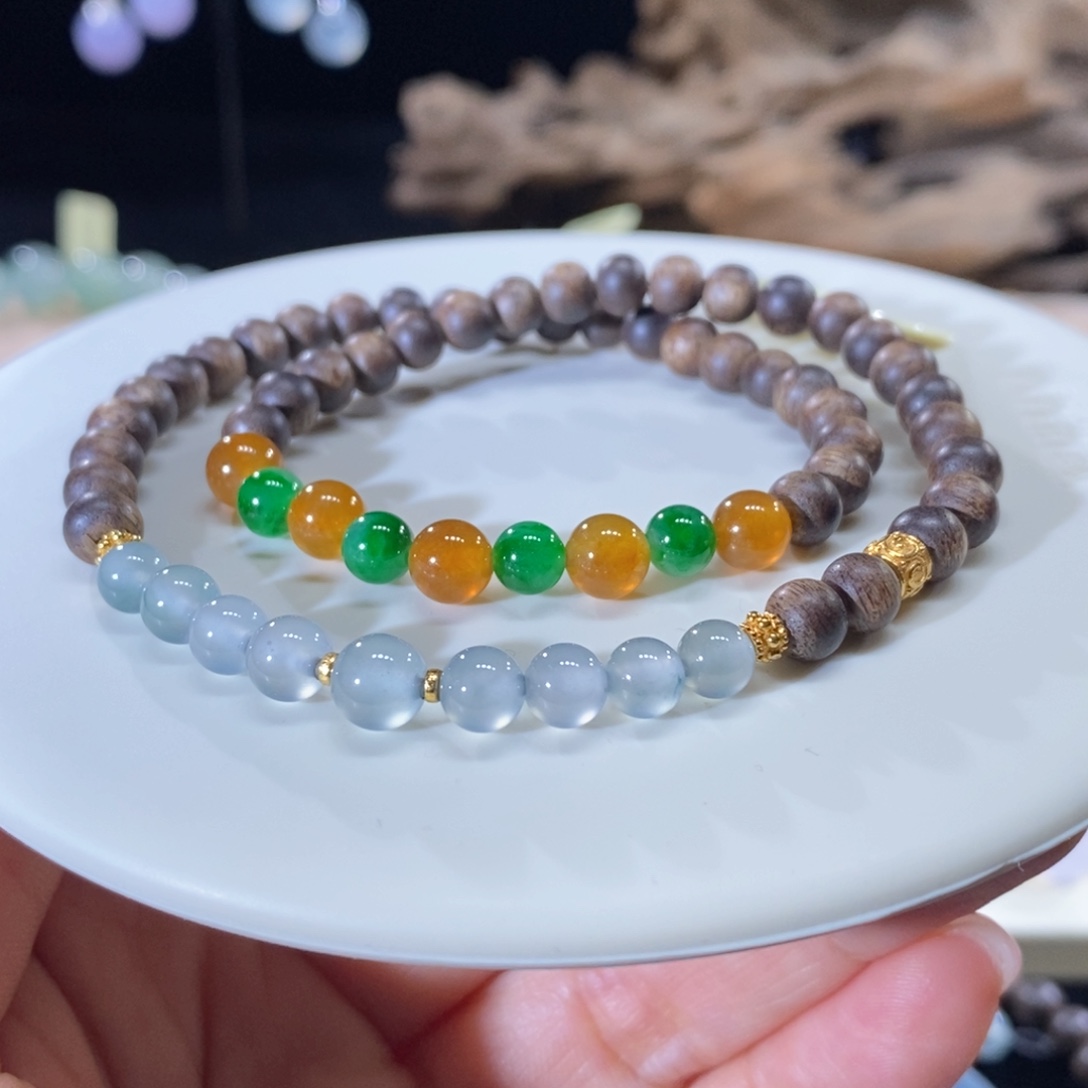 翡翠18K金镶嵌颈饰双圈