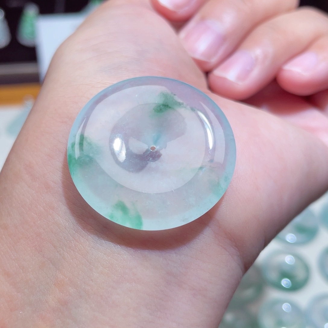 颈饰未镶嵌翡翠扣子