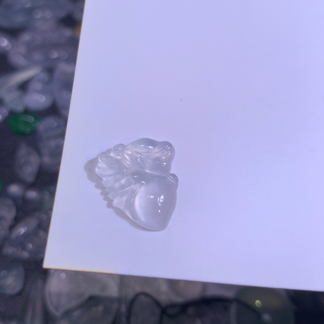 翡翠颈饰未镶嵌仙子