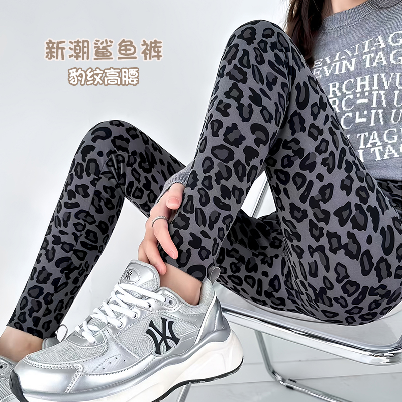 豹纹鲨鱼裤女春季薄款紧身豹纹外穿运动九分裤高腰显瘦健身瑜伽裤