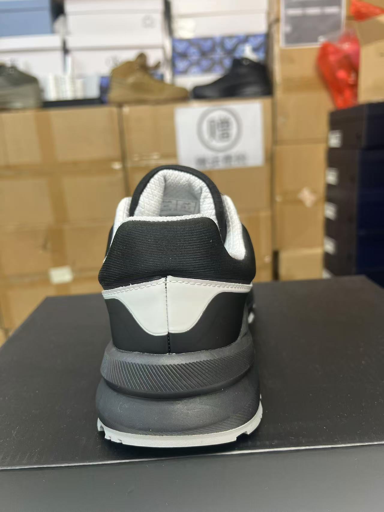 外贸原单户外运动徒步跑步登山休闲鞋